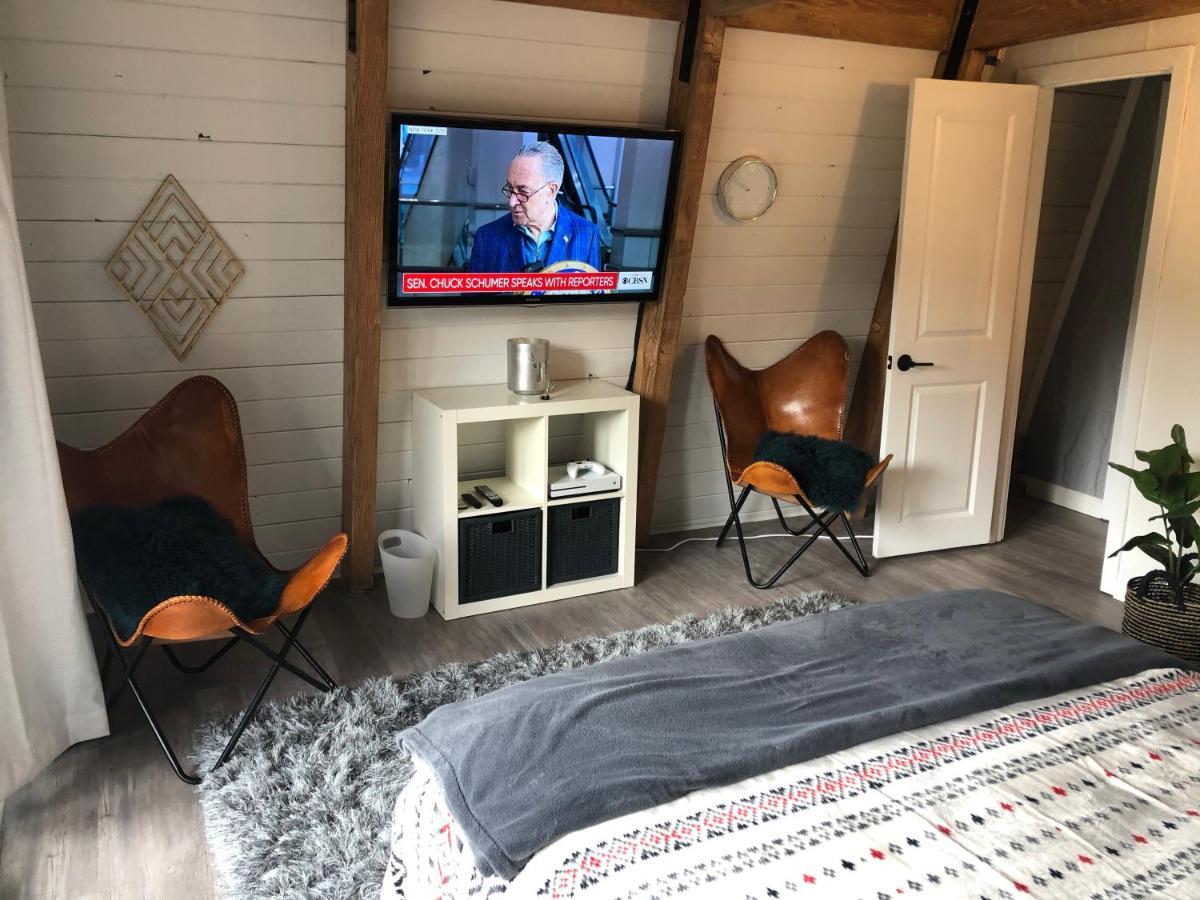 Maison Solange-Red Barn Farmhouse Style- Moonridge Big Bear City Buitenkant foto